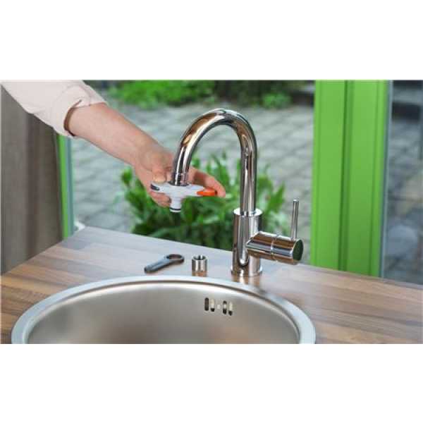 Adattatore Connettore per Rubinetto / Tubo Giardino Universale - 18210 Gardena - immagine 3