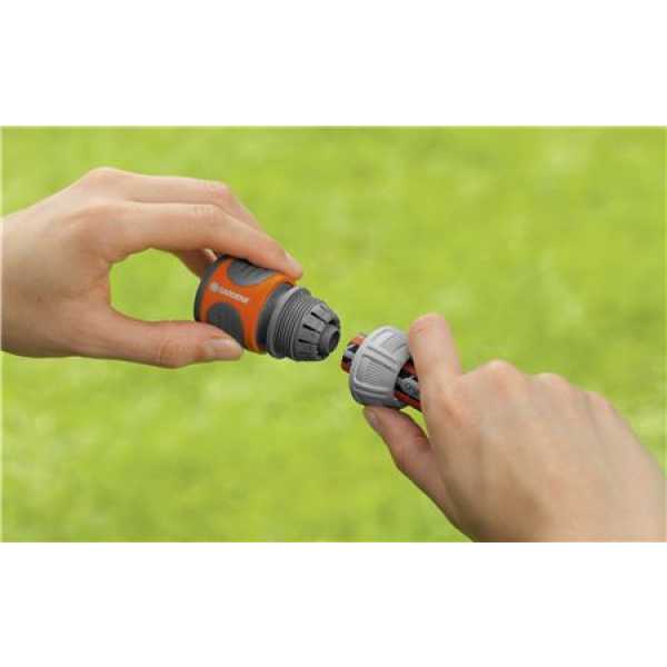 Raccordo Rapido per Tubo Giardino da 13 / 15 mm 1/2" - 18215 Gardena - immagine 2