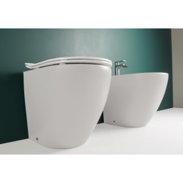 Coppia sanitari Althea serie Cover Rimless filo muro, Vaso + Bidet