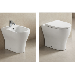 Coppia sanitari Karag serie New Paros Rimless filo muro, Vaso + Bidet